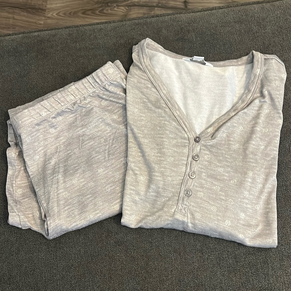 Charter club women’s long sleeve pajamas size small